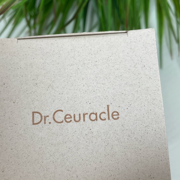 NIB- Dr. Ceuracle Vegan Kombucha Tea Essence 5.07 fl oz - Picture 5 of 6